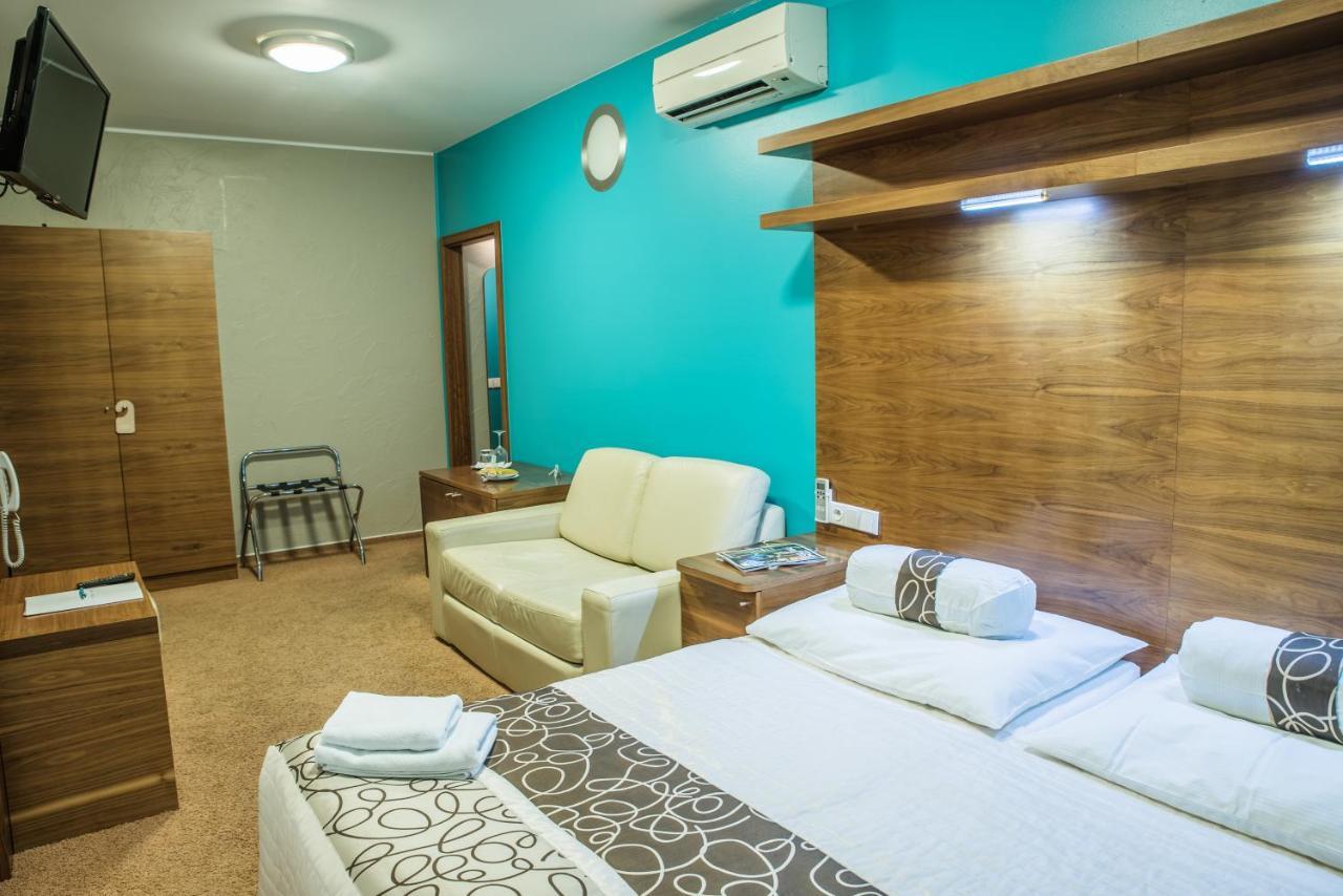 Restaurant & Design Hotel Noem Arch برنو المظهر الخارجي الصورة